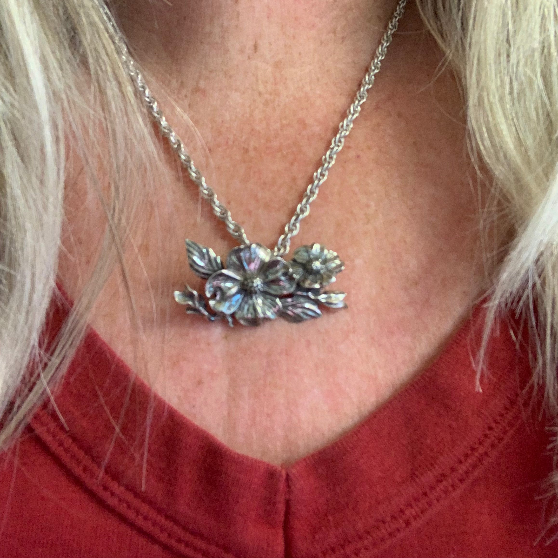 Dogwood Flowers Pendant - Charmworks