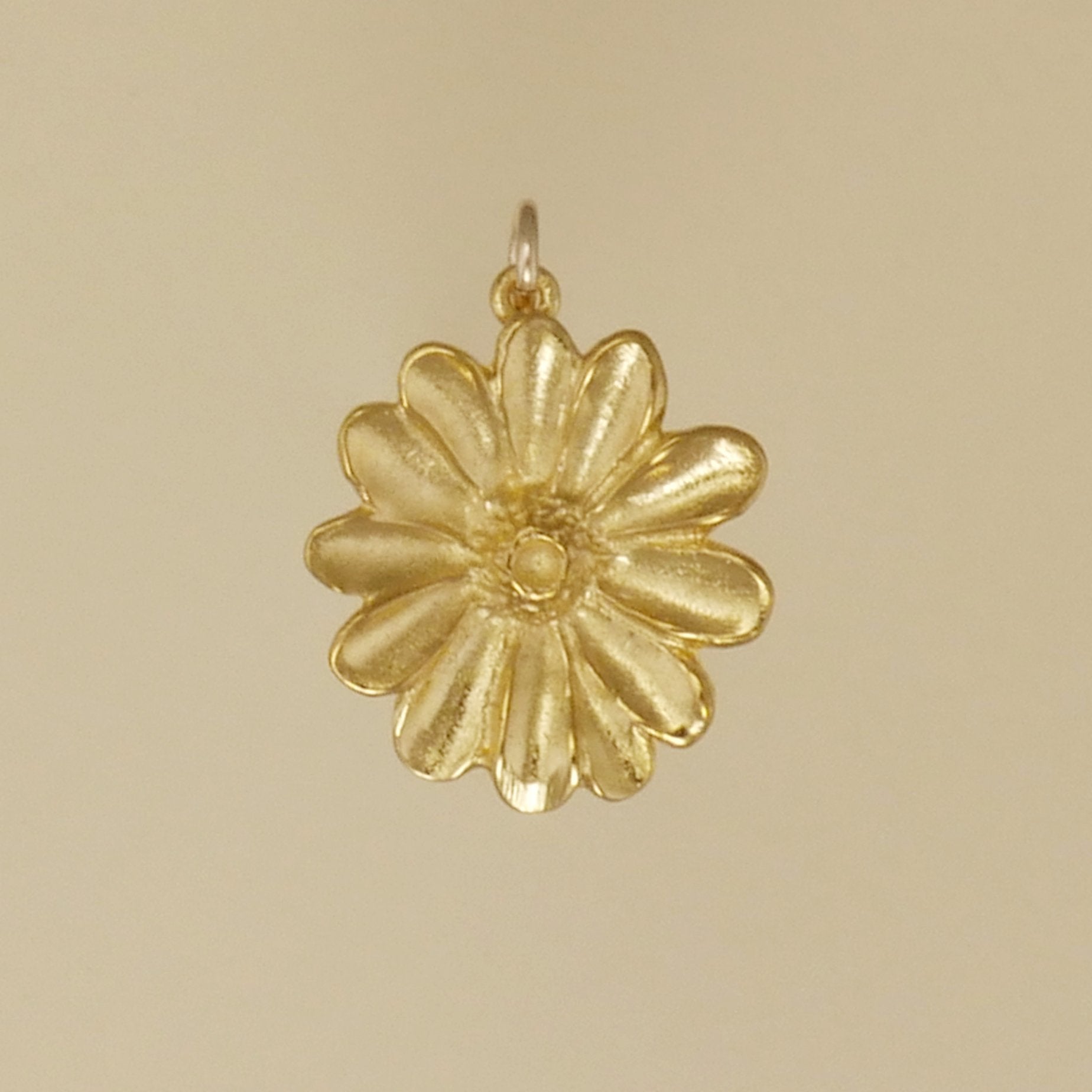 Daisy Flower Charm - Charmworks