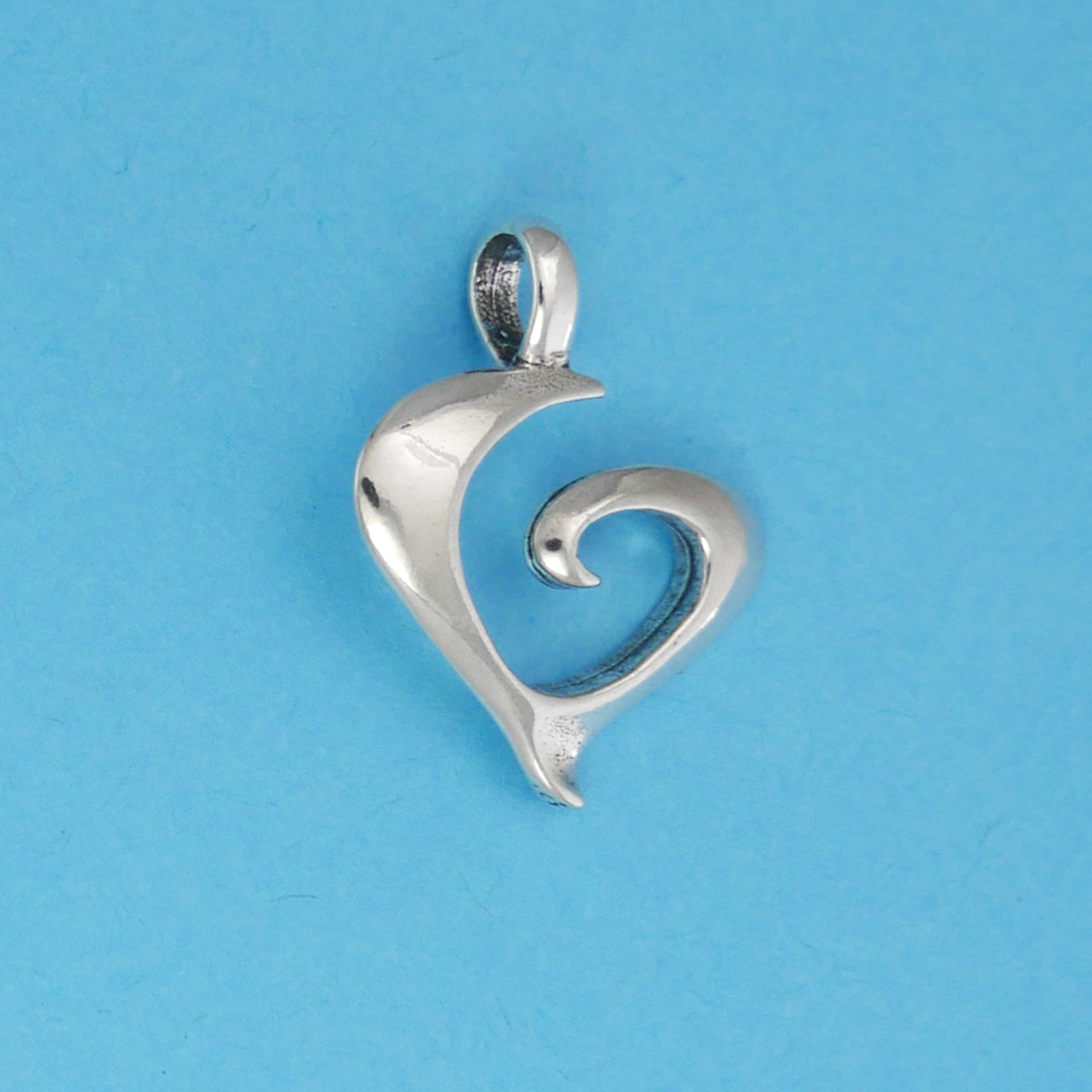 Spiral Heart Pendant - Charmworks