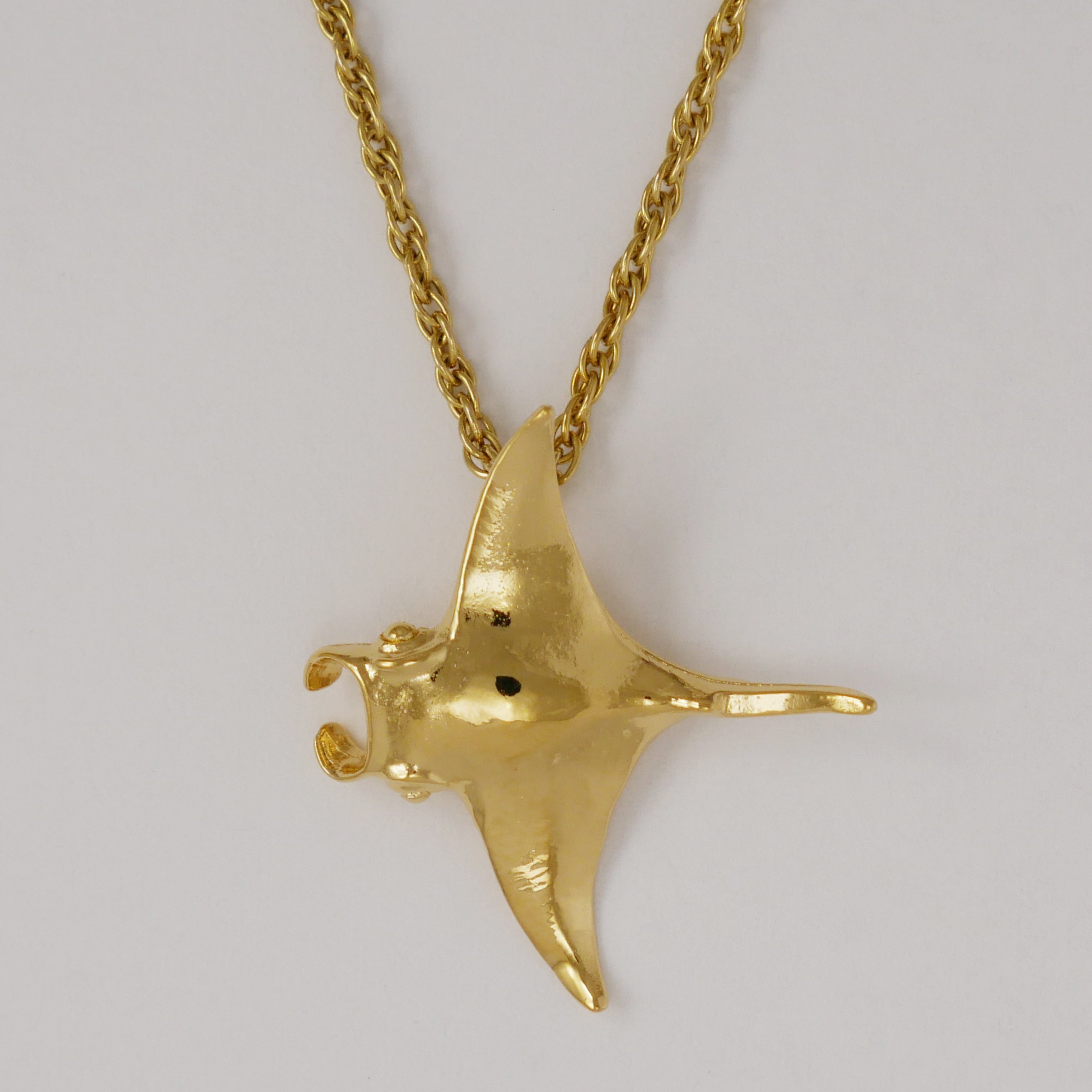 Manta Ray Pendant - Charmworks