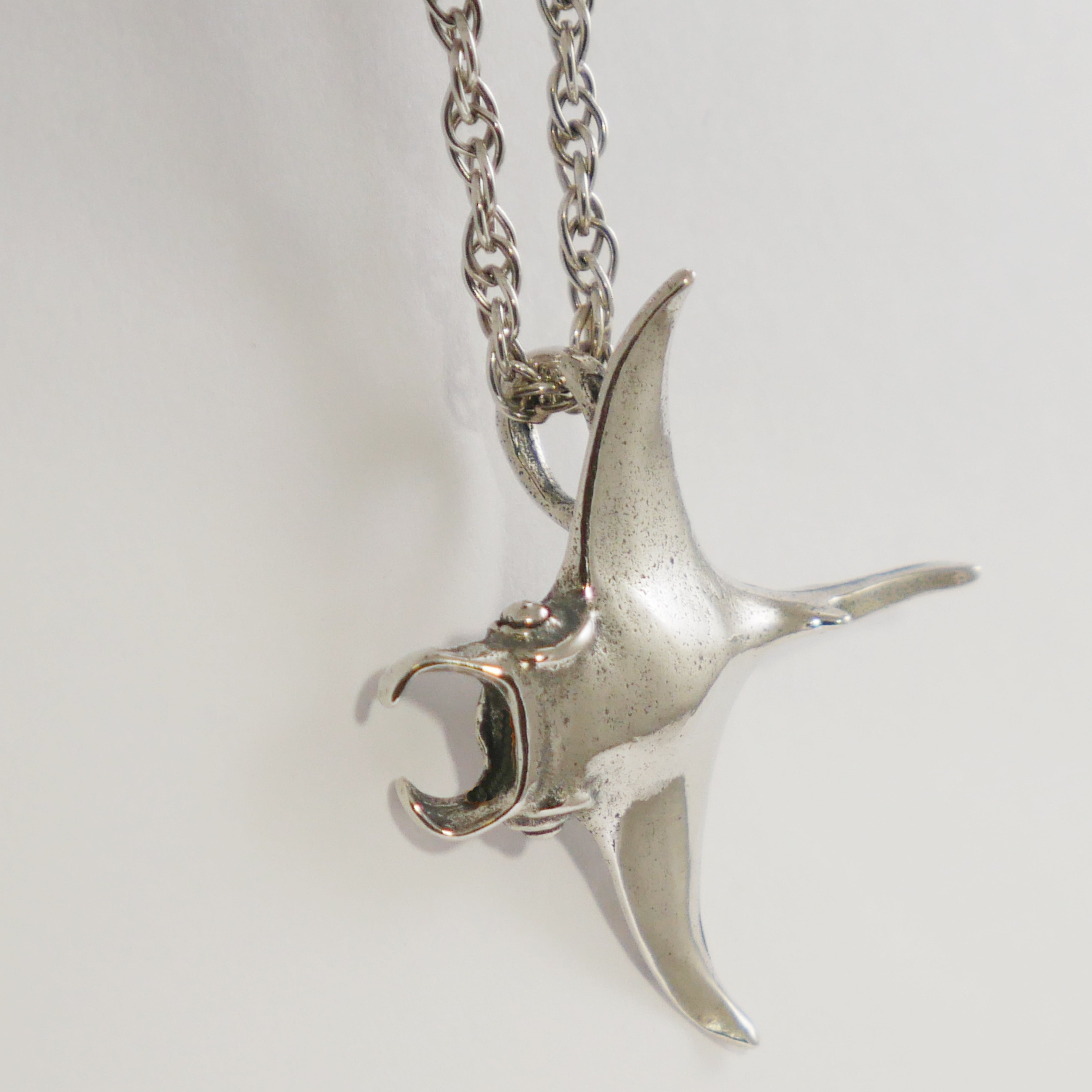 Manta Ray Pendant - Charmworks