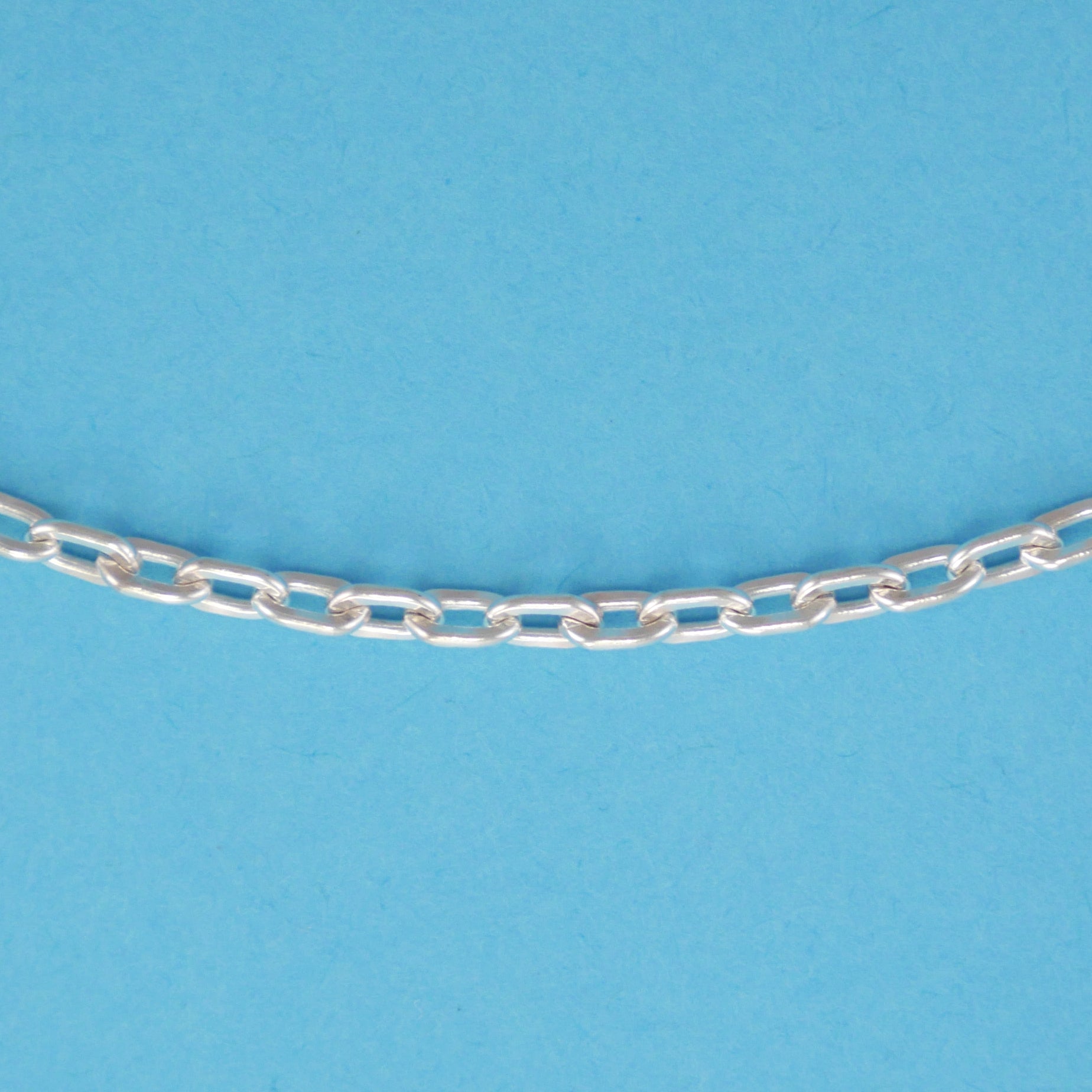 Medium Drawn Flat Cable Chain - Charmworks