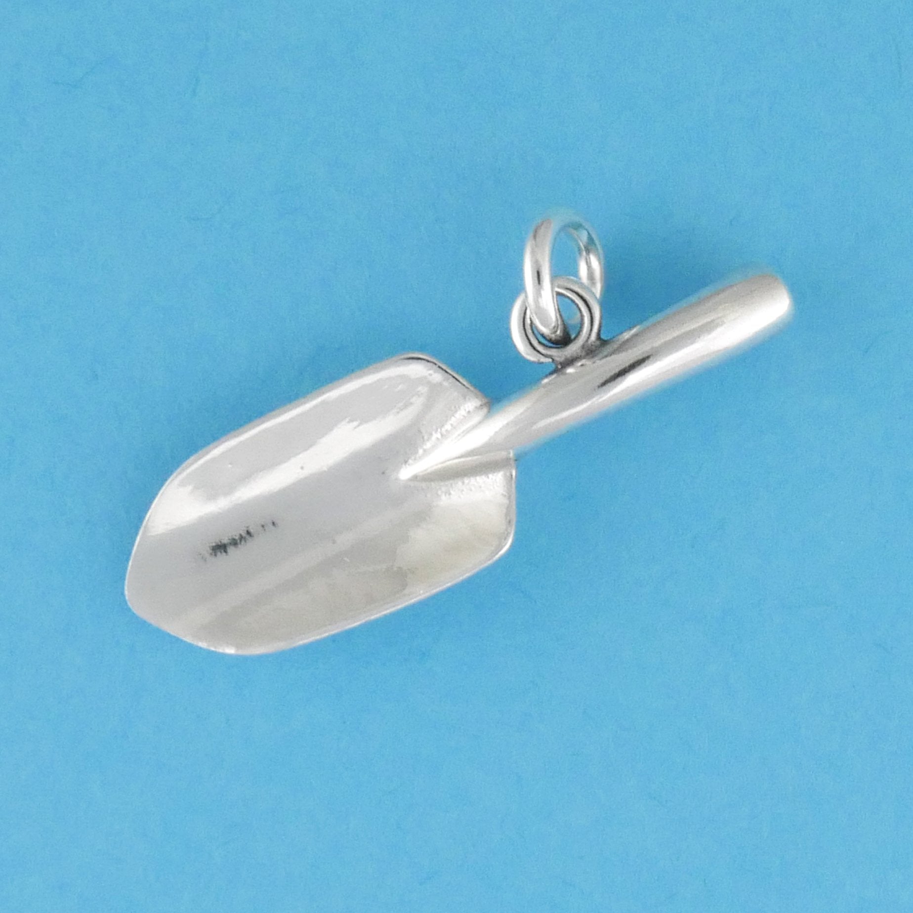 Trowel Charm - Charmworks