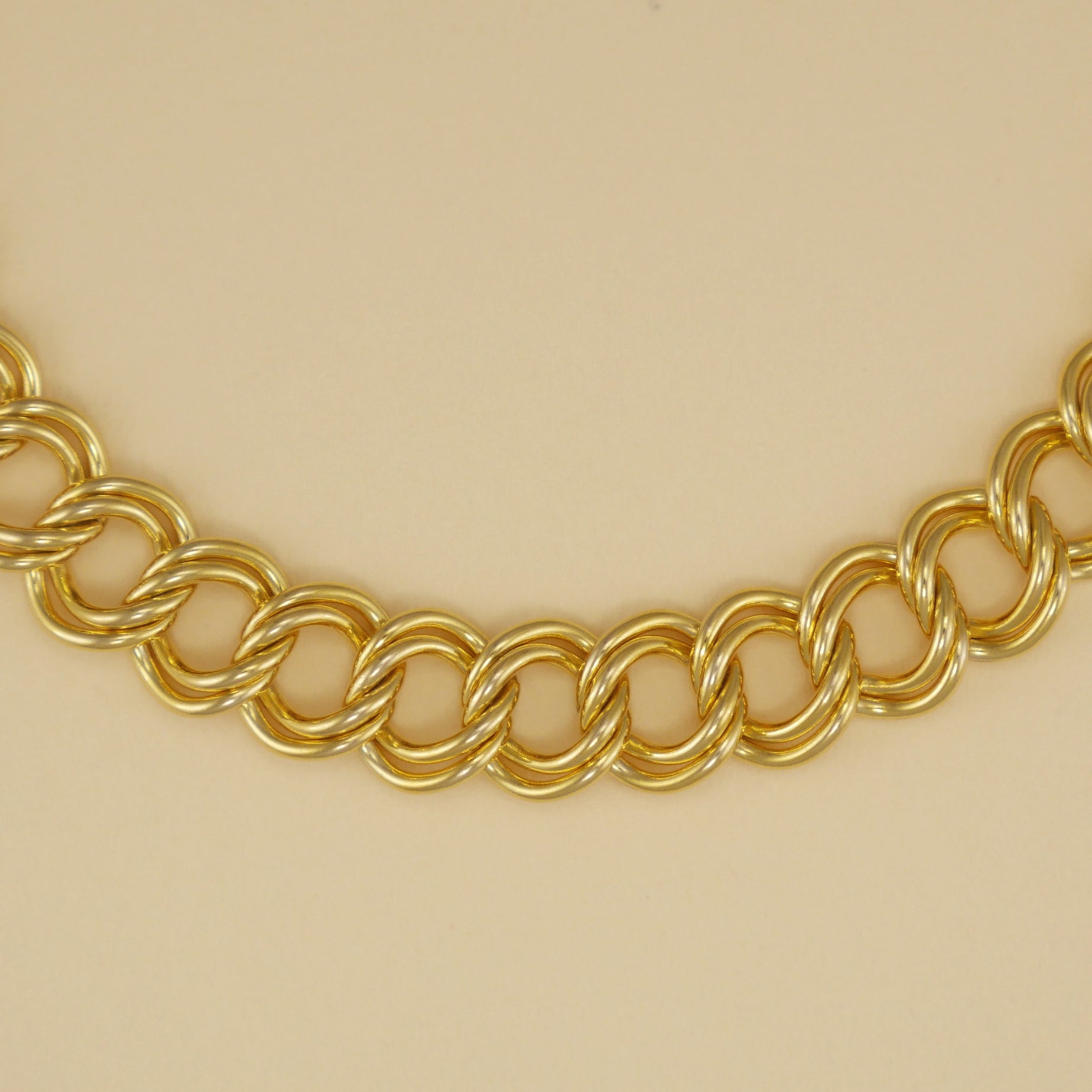 Parallel Curb Chain - Charmworks