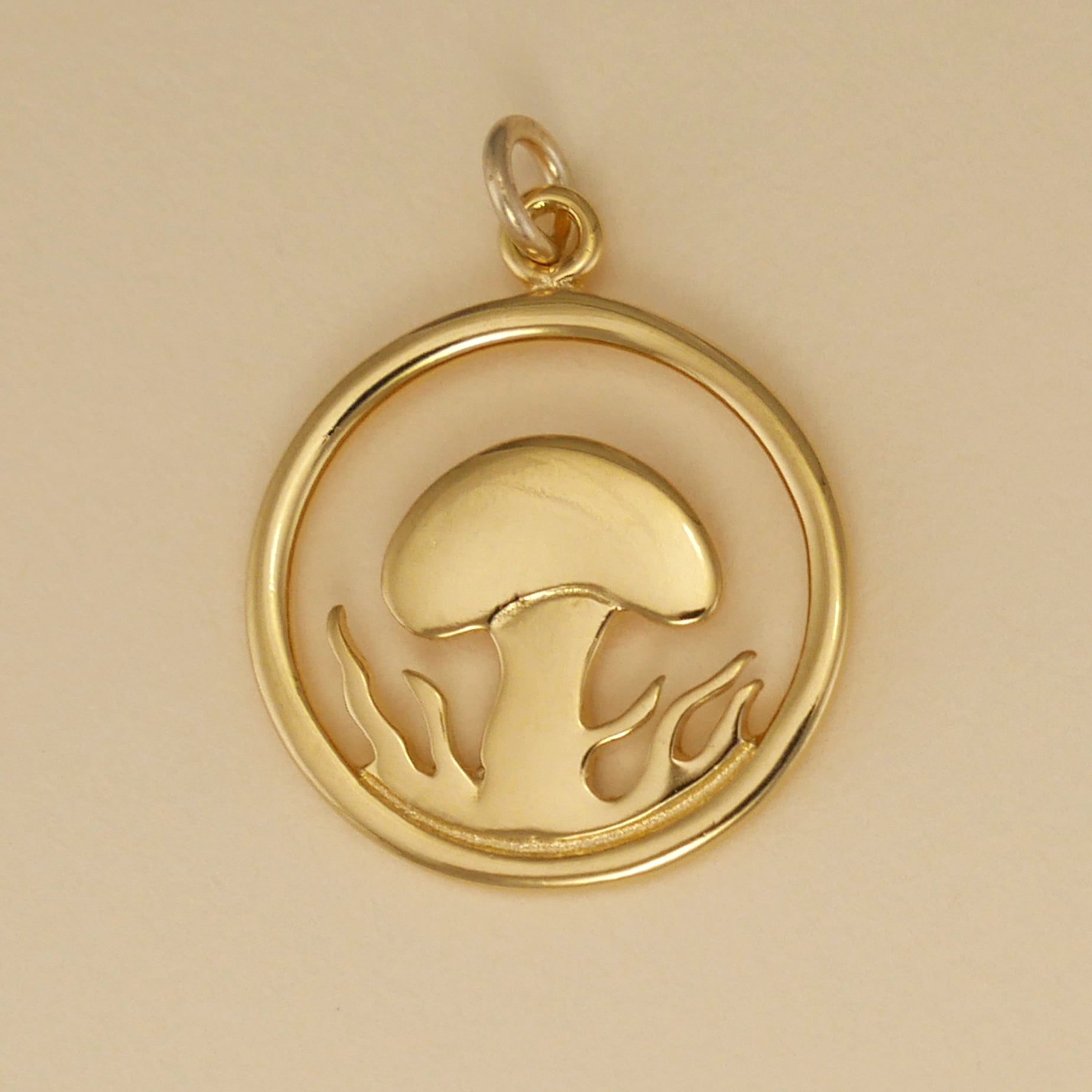 Mushroom In Ring - Charmworks