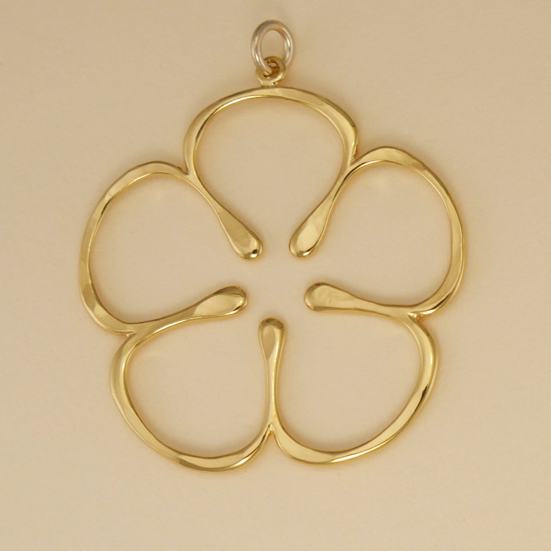 Flower Pendant - Charmworks