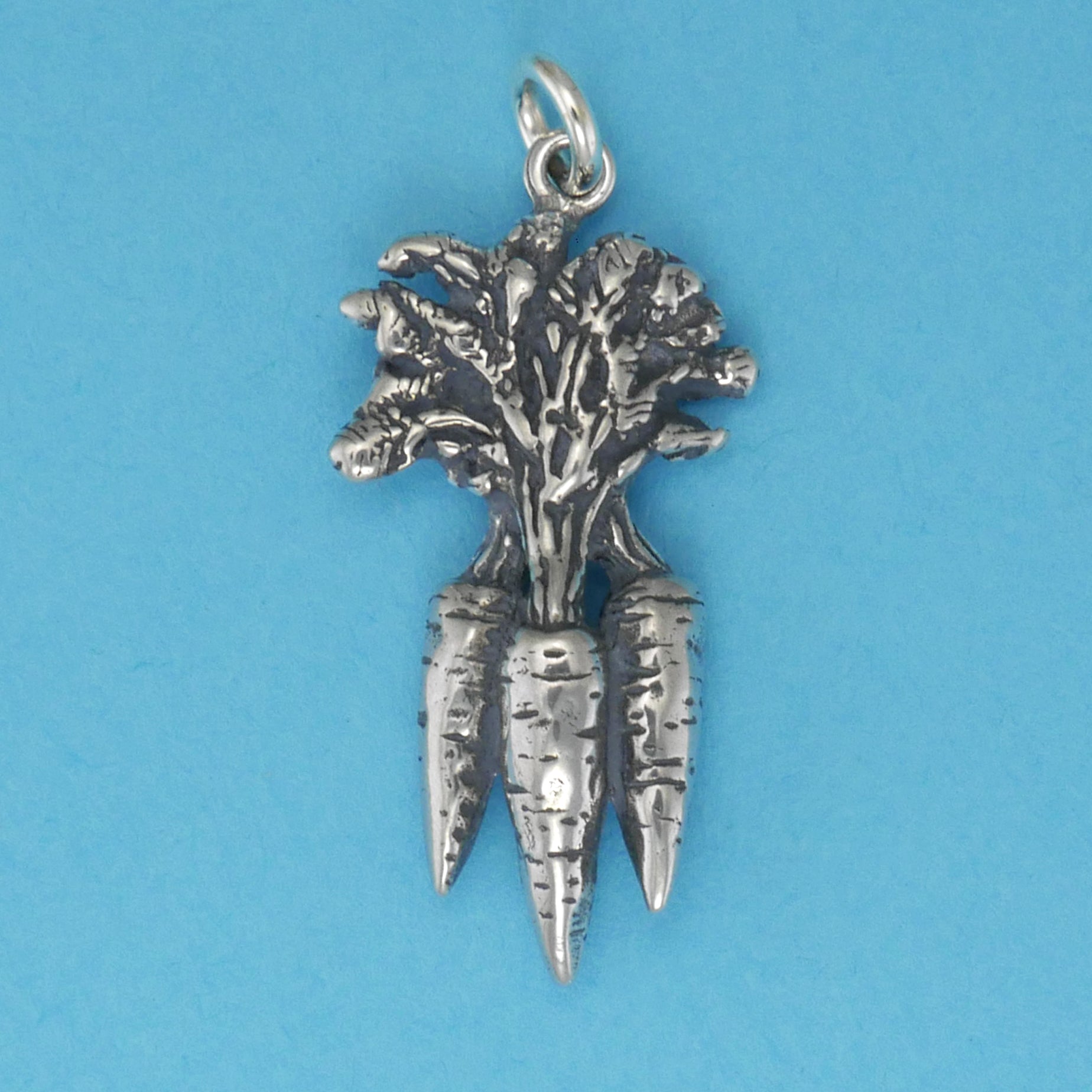 Bundle Of Carrots Charm - Charmworks