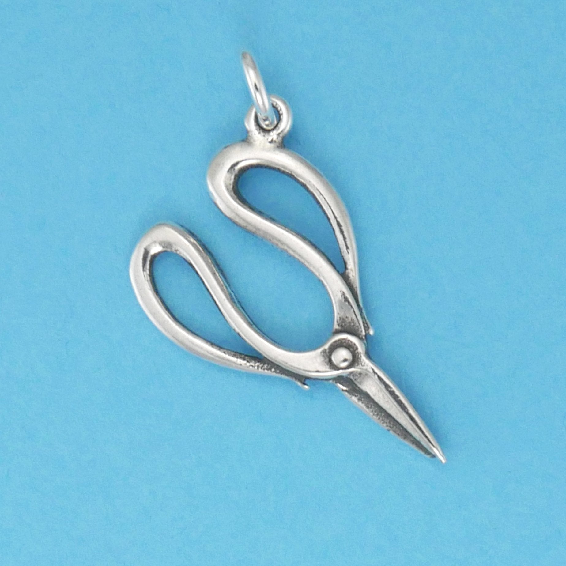 Flower Snips Charm - Charmworks