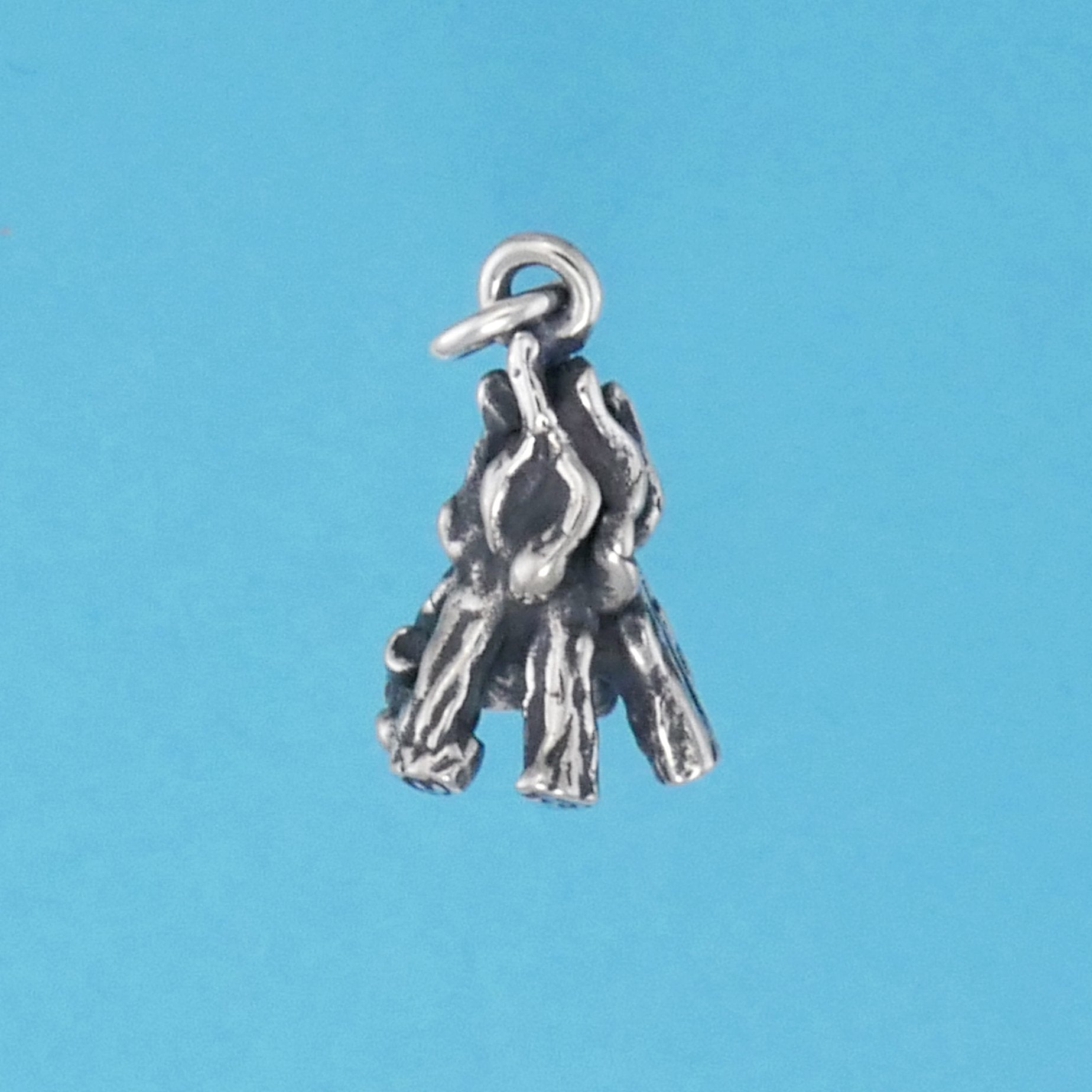 Teepee Camp Fire Charm - Charmworks