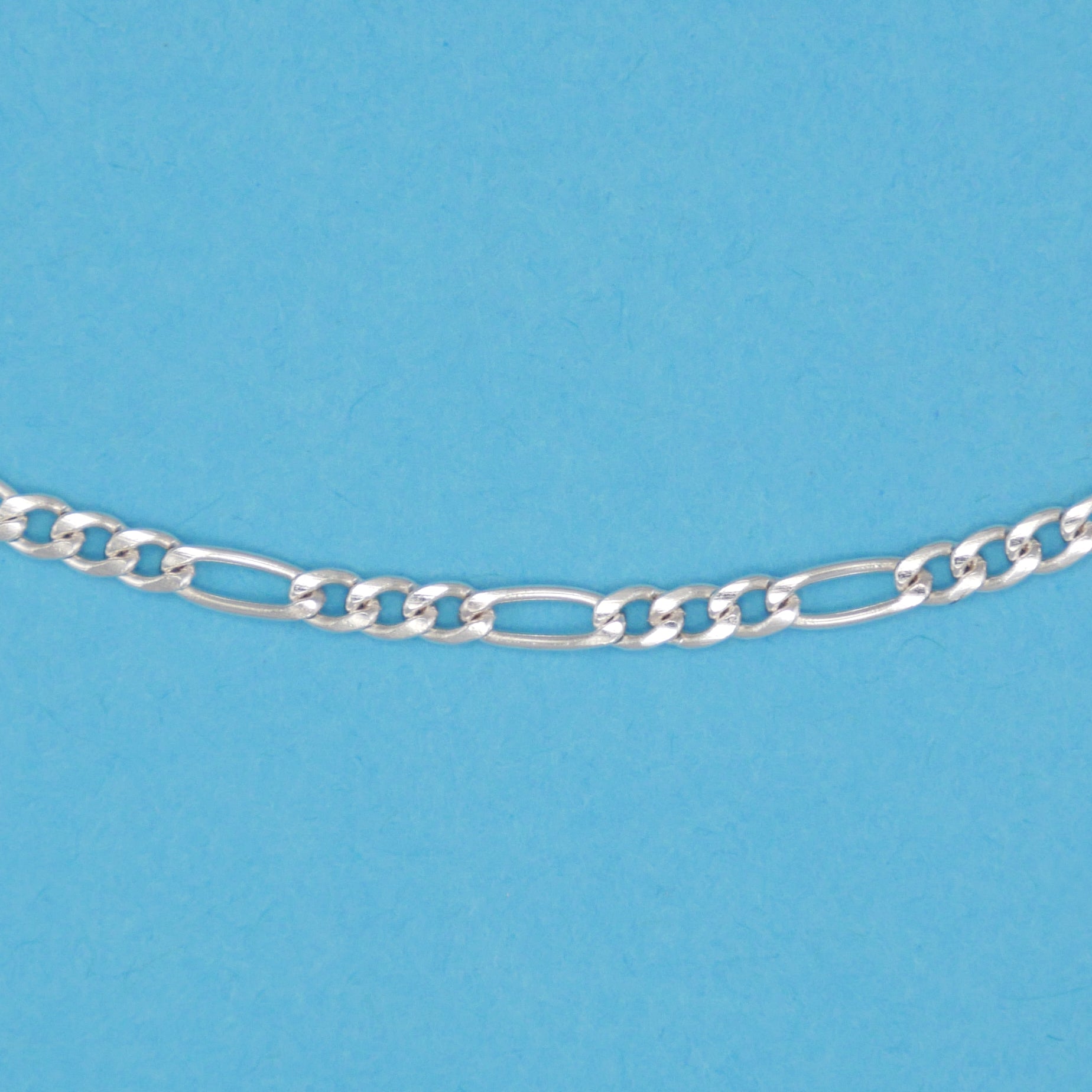 Medium Figaro Chain - Charmworks