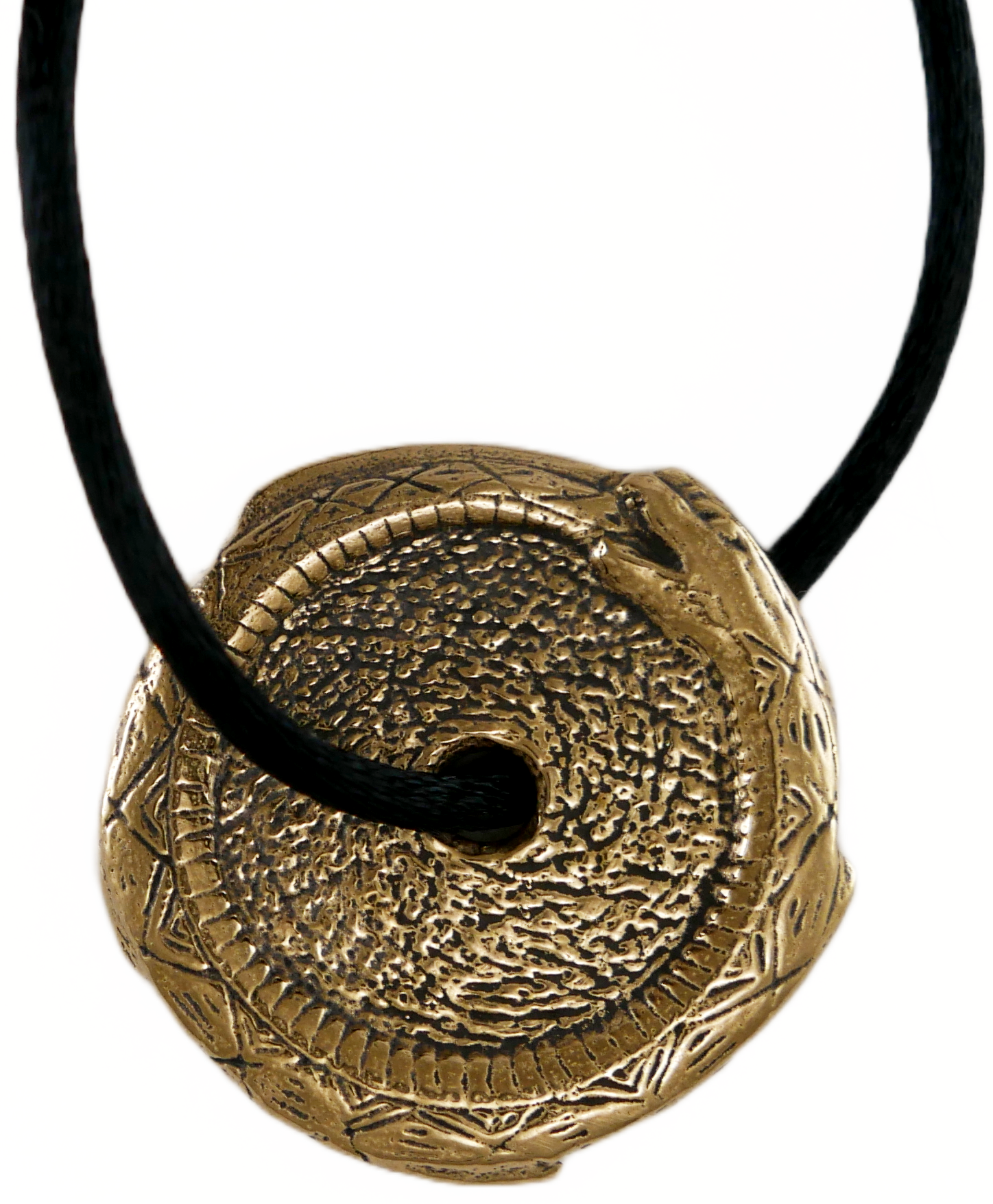 The Surinnu Pendant - The Divine Emblem of the Tinaru