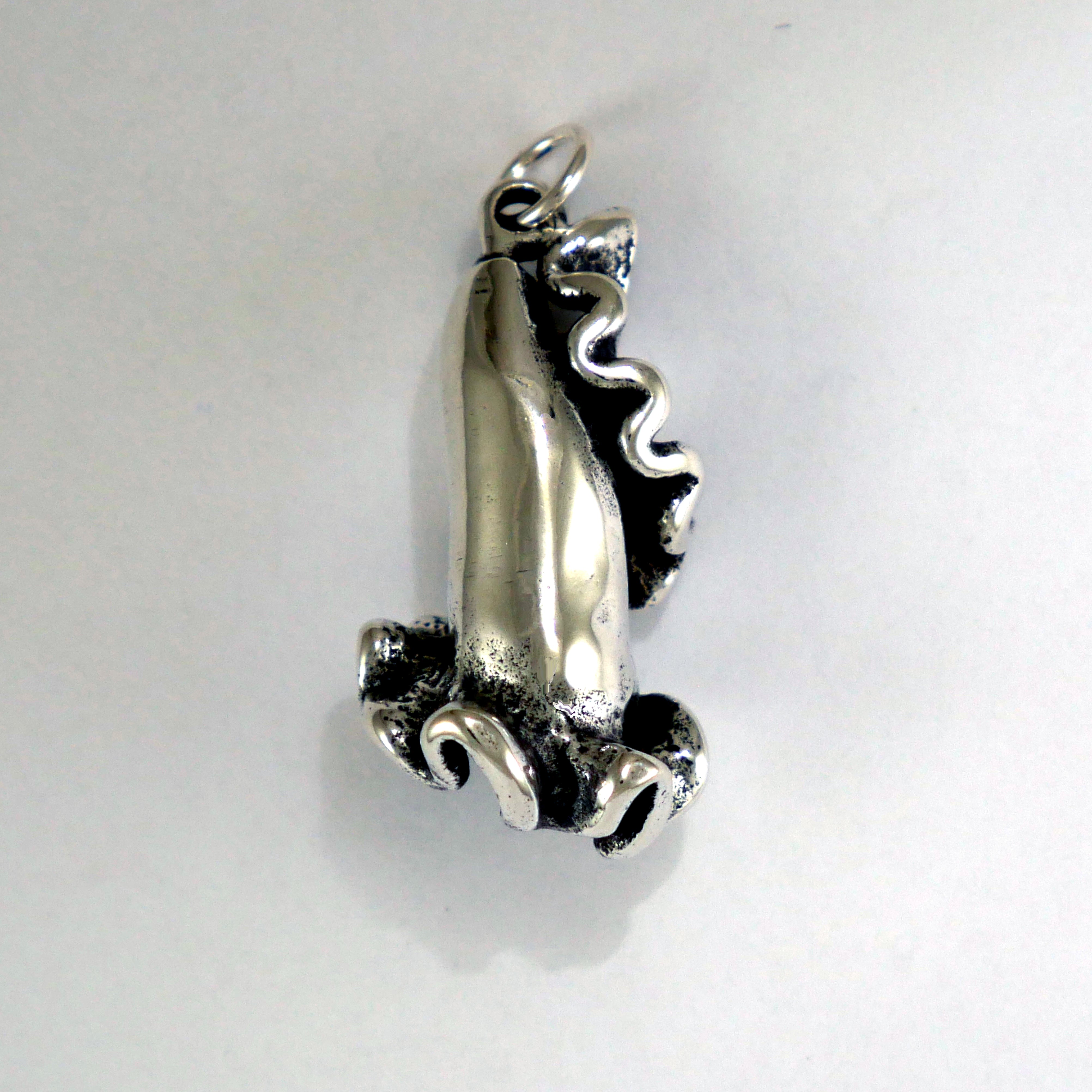 sterling silver ruffled edged pasta charm 