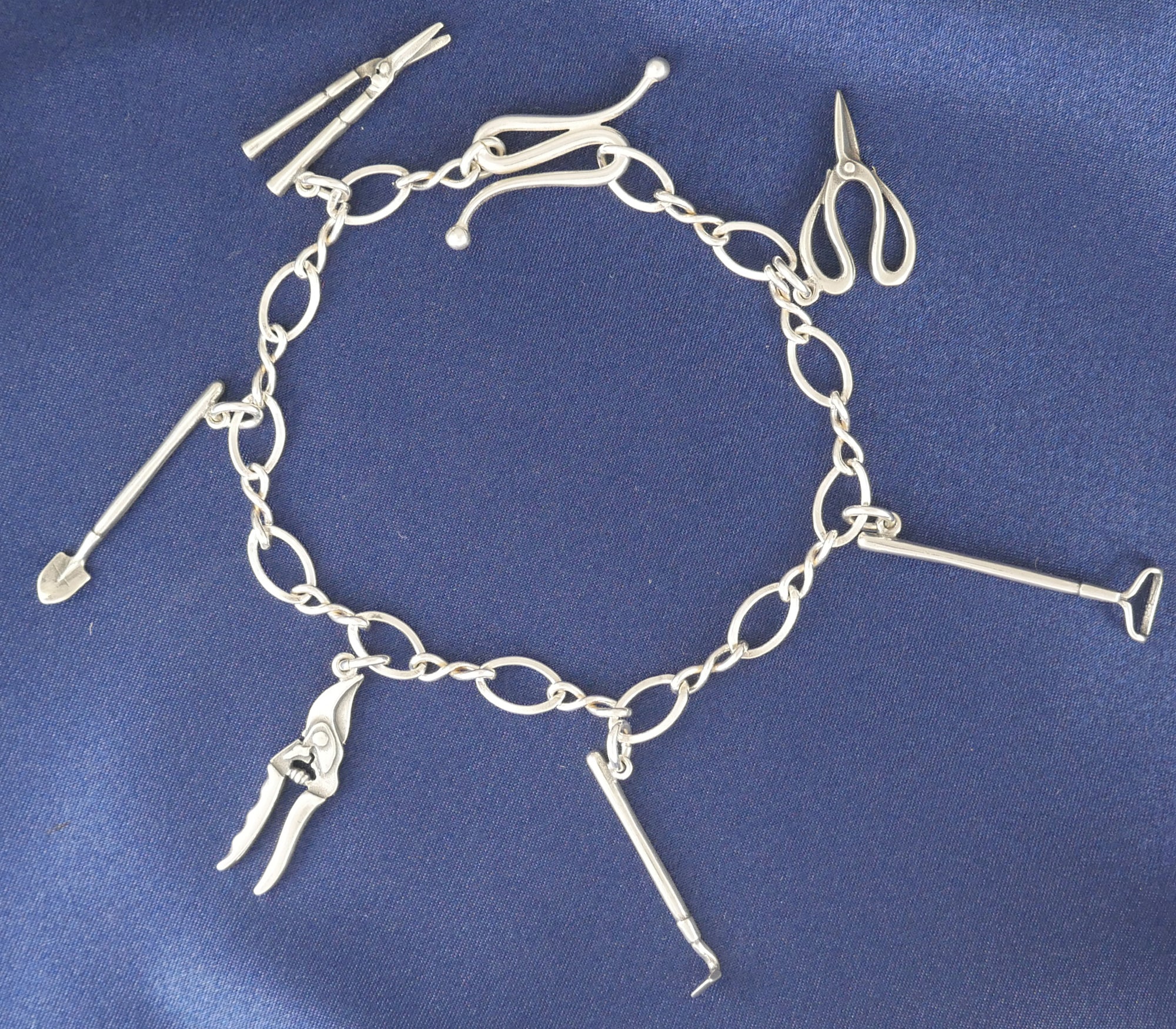 gardener's bracelet - CharmWorks