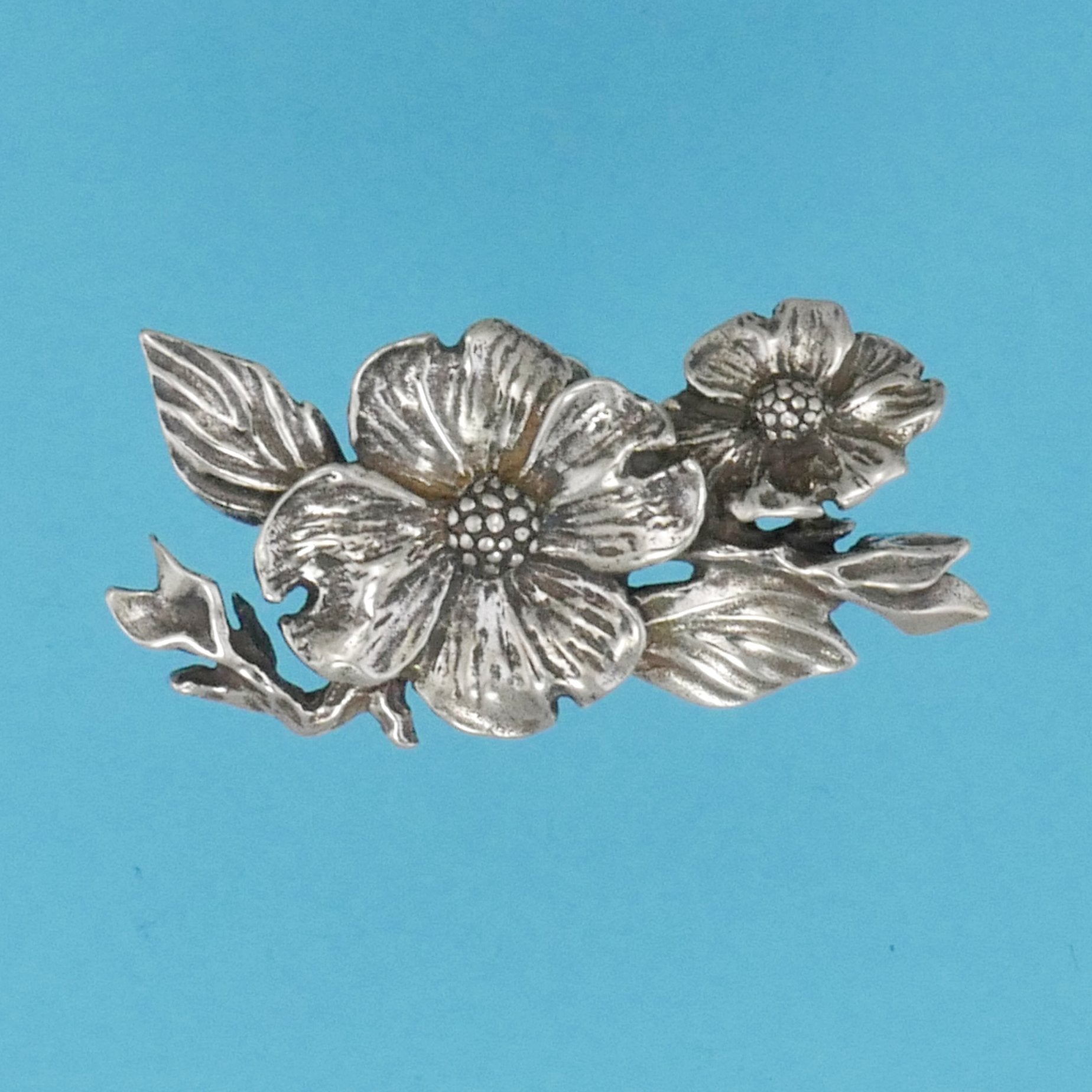 Dogwood Flowers Pendant - Charmworks