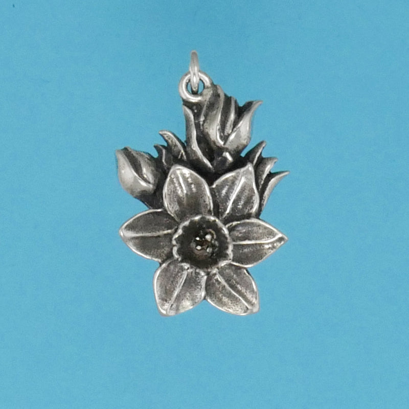 Daffodils Pendant - Charmworks