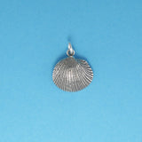 Clam Shell Charm - Charmworks