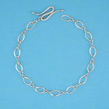 Figure Eight Flat Chain - Charmworks