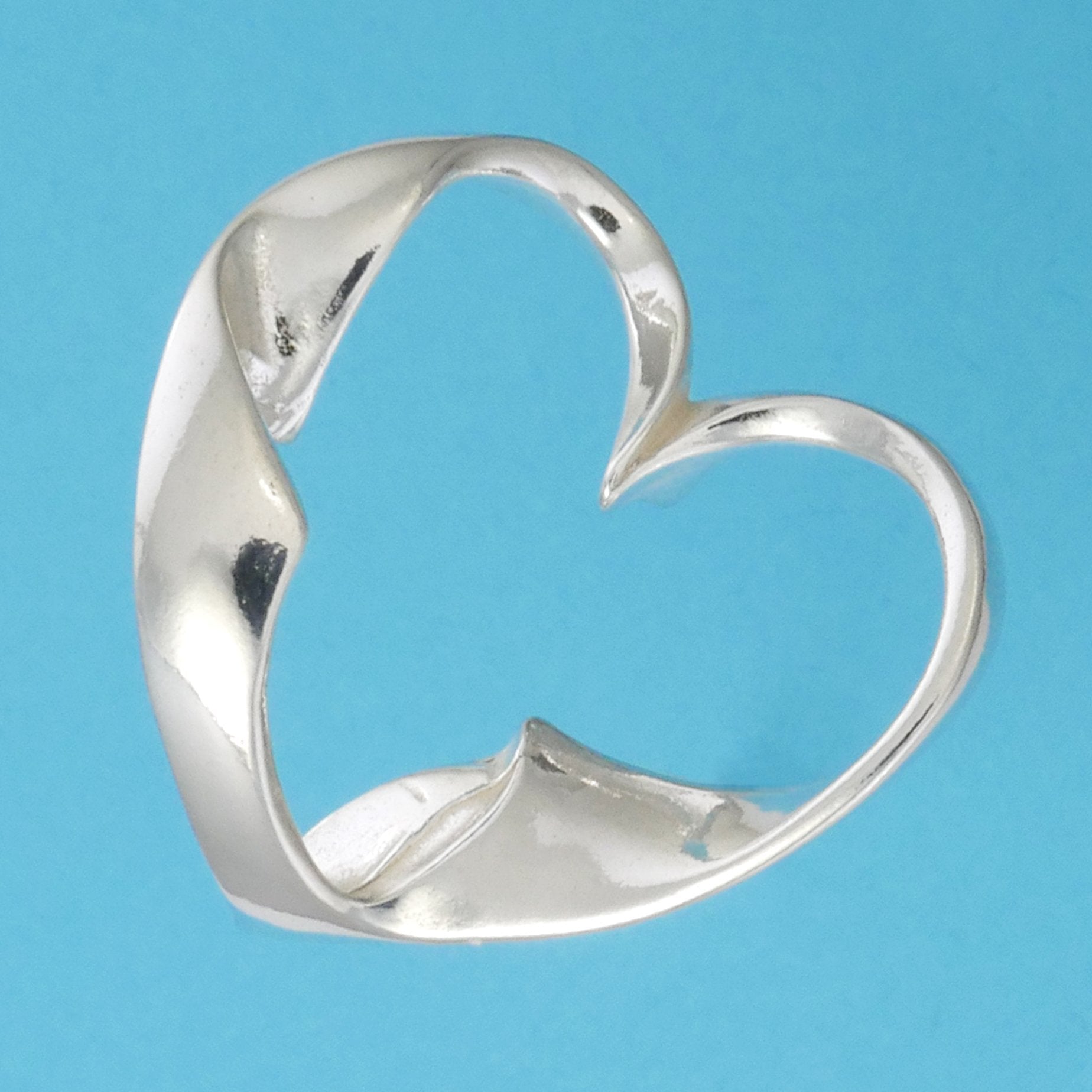 Floating Heart Pendant - Charmworks