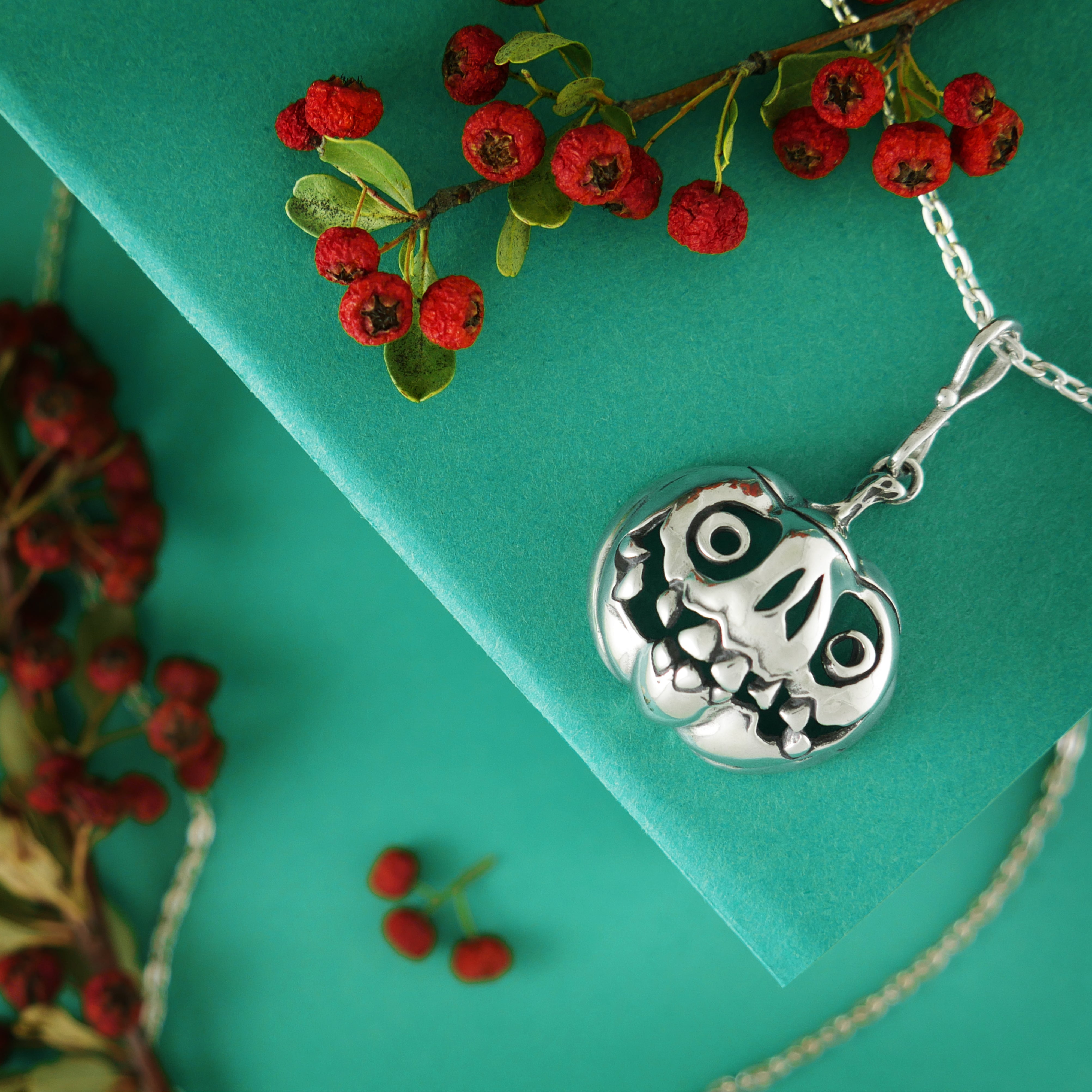 Jack O' Lantern Pendant - Charmworks