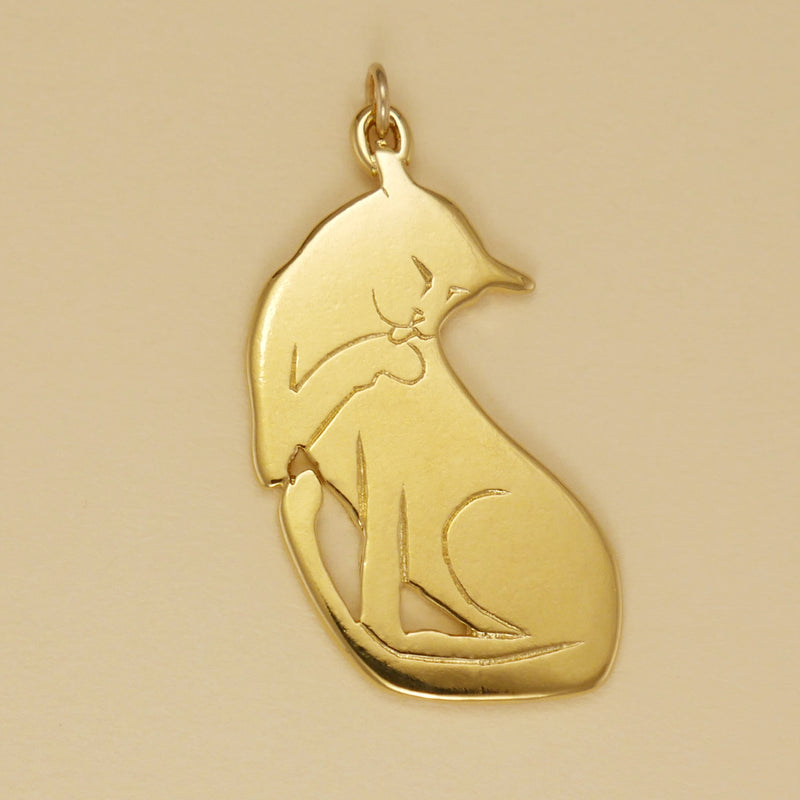 Vogue Cat Charm - Charmworks