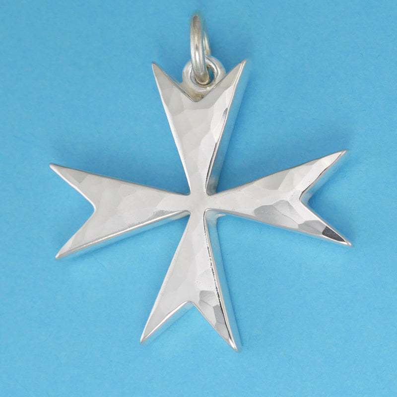 Maltese Cross Pendant - Charmworks
