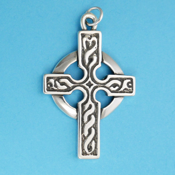 Detailed Celtic Cross Pendant - Charmworks